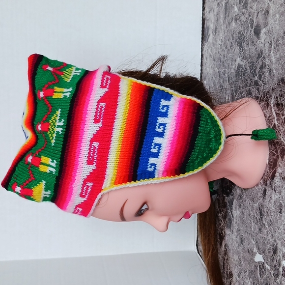 Peruvian Chulla Winter hat - Picture 2 of 9